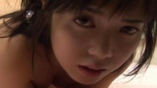 冷艳颜值女神被炮友各种操 圆润美臀骑乘抽插 手指扣弄菊花 超近距离特写进进出出 搞得妹纸嗯嗯叫最后口暴