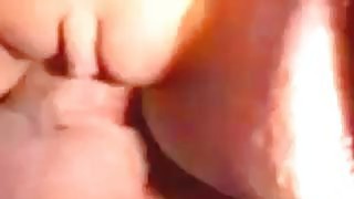 女人生小孩约操饥渴小少妇（简介同城约炮）