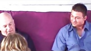 发小把老婆调教的就是好,不但口活好还耐屌操